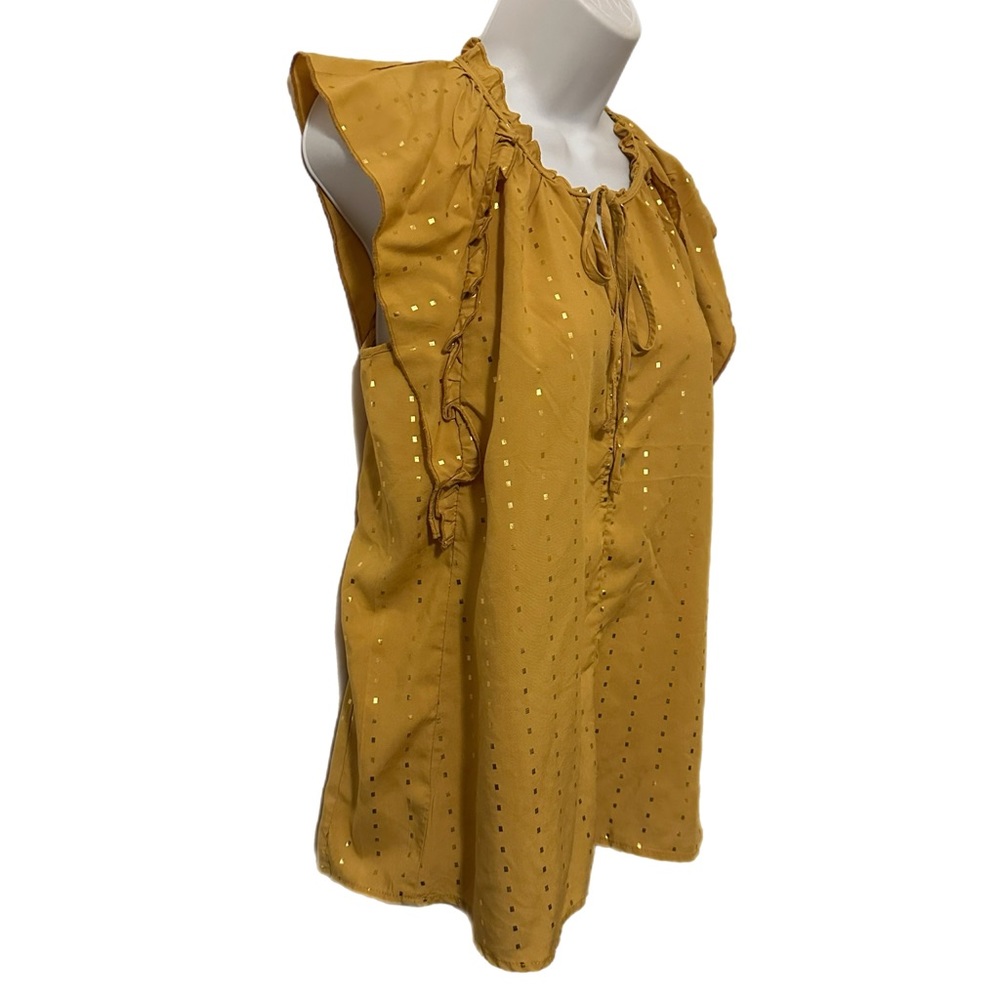 Harve‎ Benard top- NWT